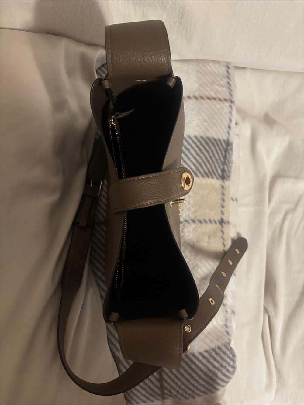 Coach Hadley Convertible Crossbody Bag in a dark stone pebble leather finish - Picture 7 of 9